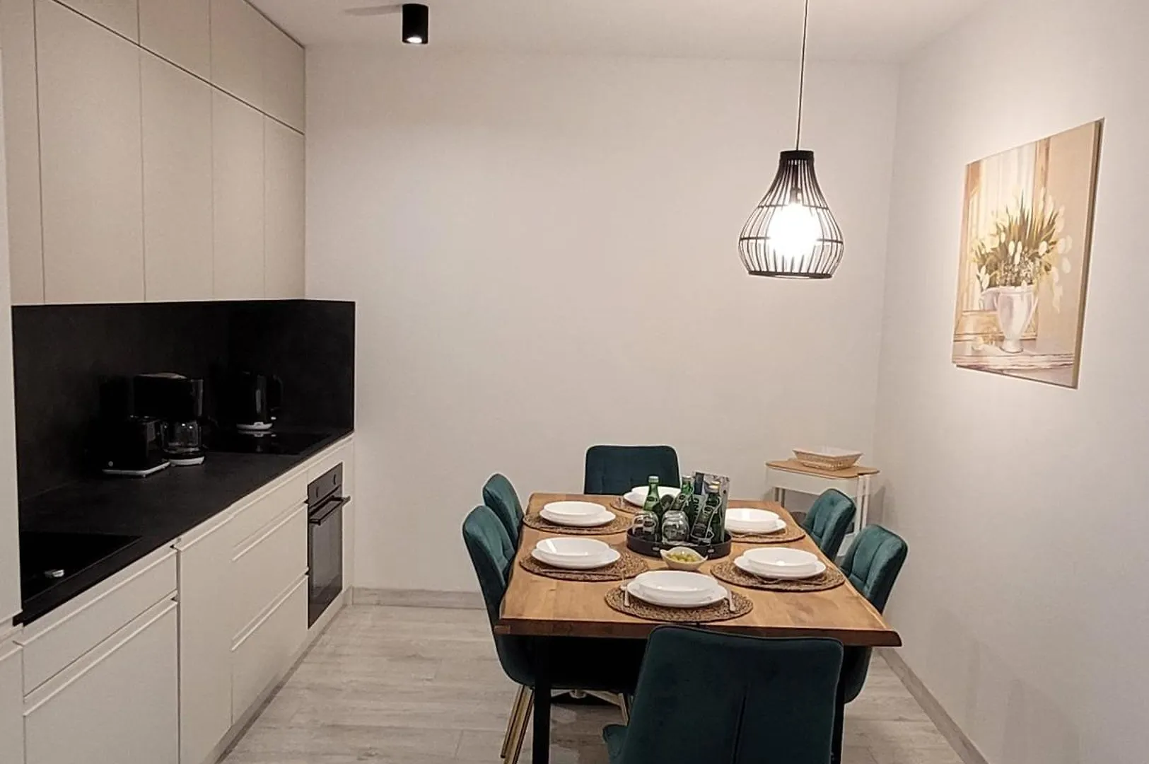 Horyzont Apartamenty-Anton-Piekny Apartament Blisko Centrum, Dwie Sypialnie, Prywatny Garaz Kolobrzeg